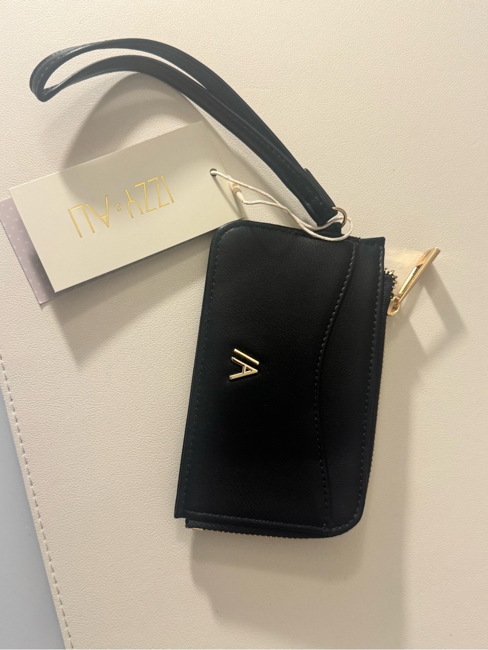Izzy & Ali black Wristlet Clutch